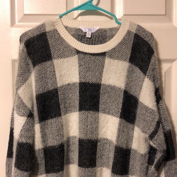 3/$15 - Time and Tru Sweater (8-10) (M) - Picture 2 of 8